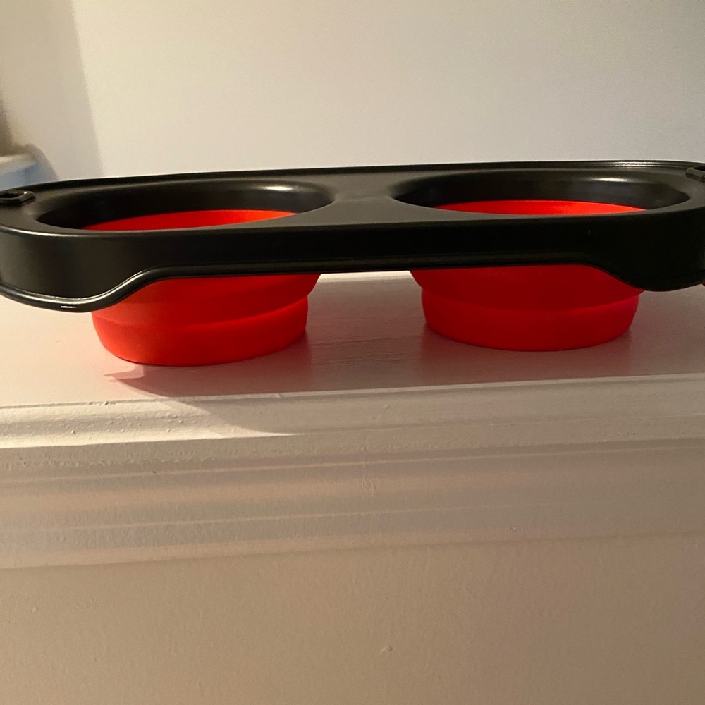 Collapsible Pet Travel Double Bowl with Carabiner New in package